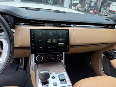 Land Rover Range Rover 3.0 L6 400PS Prestige Seven-Seat Extended Wheelbase - ფოტო 6