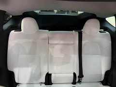 Tesla Model Y Rear-Wheel Drive - ფოტო 11