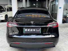 Tesla Model Y Rear-Wheel Drive - ფოტო 14