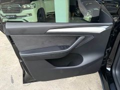 Tesla Model Y Rear-Wheel Drive - ფოტო 6