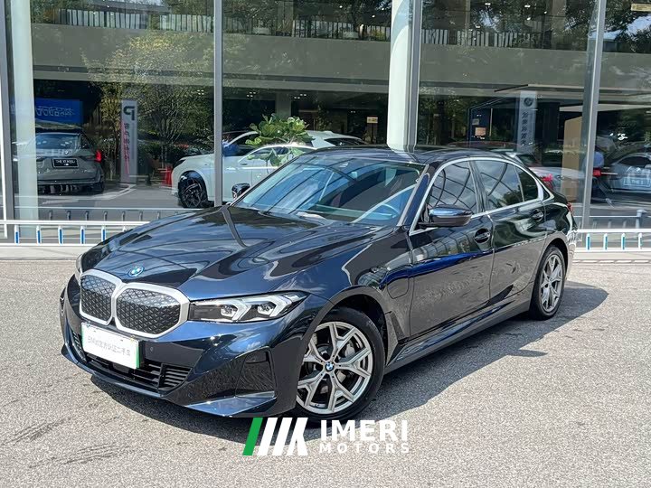 BMW i3 eDrive 35 L