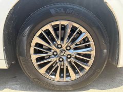 Toyota Alphard Hybrid 2.5L Premium Edition - ფოტო 18