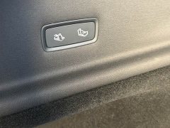 Tesla Model Y Rear-Wheel Drive - ფოტო 18
