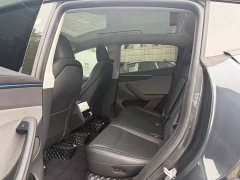 Tesla Model Y Rear-Wheel Drive - ფოტო 6
