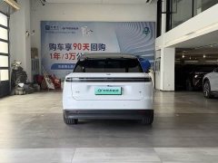 Li Auto i6 Two-Wheel Drive Standard - ფოტო 8