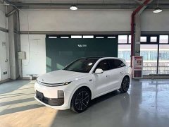 Li Auto L6 Max Smart Refresh Edition - ფოტო 1