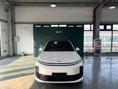 Li Auto L6 Max Smart Refresh Edition - ფოტო 2