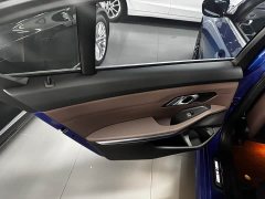 BMW 3 Series 320Li M Sport Package - ფოტო 10