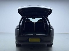 Li Auto L8 Max - ფოტო 6