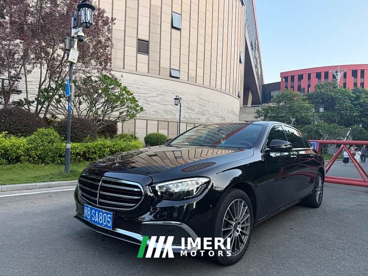 Mercedes-Benz E-Class E 260 L - ავტომობილი ჩინეთიდან