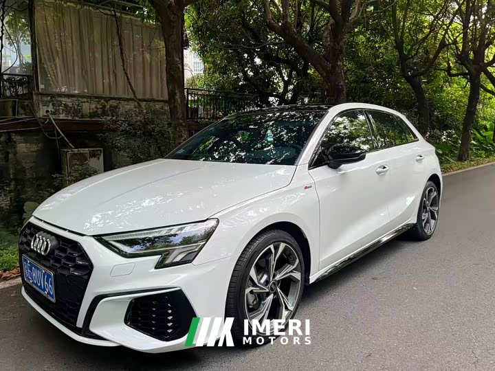 Audi A3 Sportback 35 TFSI Luxury Sport - ავტომობილი ჩინეთიდან