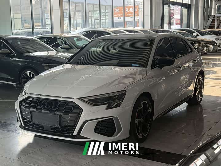 Audi A3 Sportback 35 TFSI Luxury Sport - ავტომობილი ჩინეთიდან