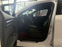 Audi A3 Sportback 35 TFSI Luxury Sport - ფოტო 9