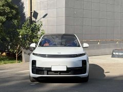 Li Auto L7 Pro - ფოტო 2