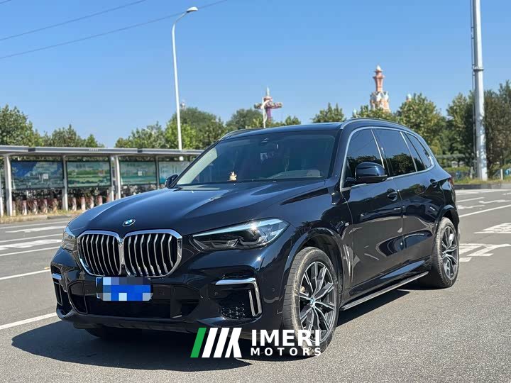 BMW X5 Facelift xDrive 30Li M Sport Package - ავტომობილი ჩინეთიდან
