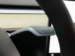 Tesla Model Y 2021 Standard Range RWD - ფოტო 13