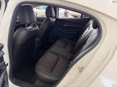 Mazda3 Axela 2.0L Automatic Elegant Edition - ფოტო 17