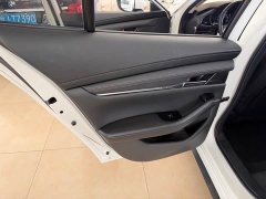 Mazda3 Axela 2.0L Automatic Elegant Edition - ფოტო 18