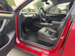 Tesla Model Y Long Range All-Wheel Drive - ფოტო 7
