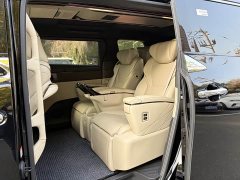 Toyota Alphard Hybrid 2.5L Premium Edition - ფოტო 11