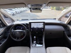 Toyota Alphard Hybrid 2.5L Premium Edition - ფოტო 13