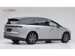 Li Auto i8 Standard Edition - ფოტო 3