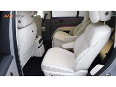 Li Auto i8 Standard Edition - ფოტო 7