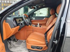 AITO M9 Extended Range Ultra 42kWh 6-Seater - ფოტო 4