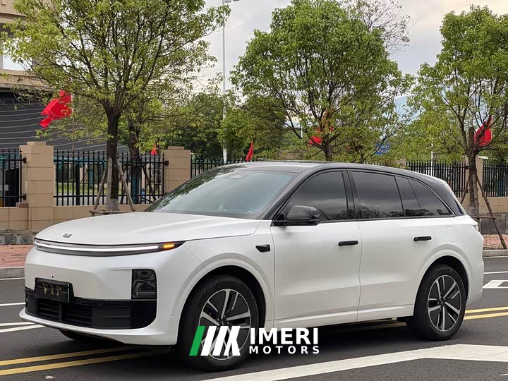 Li Auto L6 Pro - ავტომობილი ჩინეთიდან