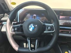 BMW 5 Series 530Li Premier M Sport Package - ფოტო 14