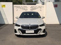 BMW 5 Series 530Li Premier M Sport Package - ფოტო 2