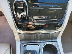 Buick GL8 Land Executive Cabin 652T Luxury - ფოტო 14