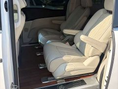 Buick GL8 Land Executive Cabin 652T Luxury - ფოტო 8
