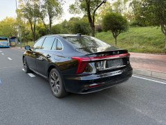 FAW Red Flag H5 PHEV 170 Super Hybrid Edition - ფოტო 8