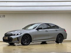 BMW 3 Series 330i M Sport Night Edition Package - ფოტო 1