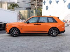 Rolls-Royce Cullinan Black Badge - ფოტო 7
