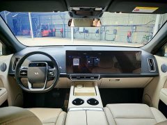 Li Auto L7 Pro - ფოტო 4