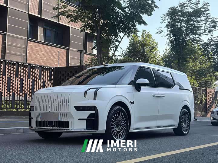 Zeekr 009 Six-Seat Executive AWD 108kWh
