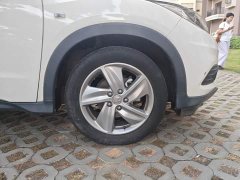 Honda Vezel 2020 1.5L CVT Elite - ფოტო 8