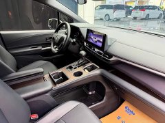 Toyota Gravia 2.5L Hybrid Comfort Edition - ფოტო 13