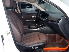 BMW 3 Series Facelift 325Li M Sport Package - ფოტო 18