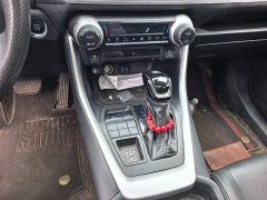 Toyota Vland 2.0L CVT AWD Luxury Plus - ფოტო 14
