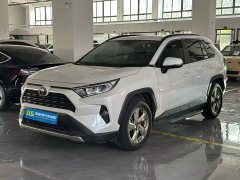 Toyota RAV4 2.0L CVT FWD Style Edition - ფოტო 1