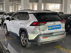 Toyota RAV4 2.0L CVT FWD Style Edition - ფოტო 4