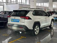 Toyota RAV4 2.0L CVT FWD Style Edition - ფოტო 6