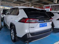 Toyota Venza 2020 2.0L CVT AWD Luxury - ფოტო 16