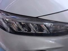 Toyota Venza 2020 2.0L CVT AWD Luxury - ფოტო 2