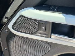 Land Rover Defender Facelift 90 3.0T P400 XS - ფოტო 14