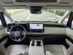Lexus LM 2023 500h Six-Seat Premium Edition - ფოტო 6