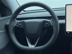 Tesla Model Y Rear-Wheel Drive Launch Edition - ფოტო 11